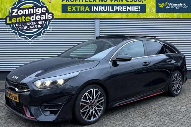Kia Proceed (2023) thumbnail 1