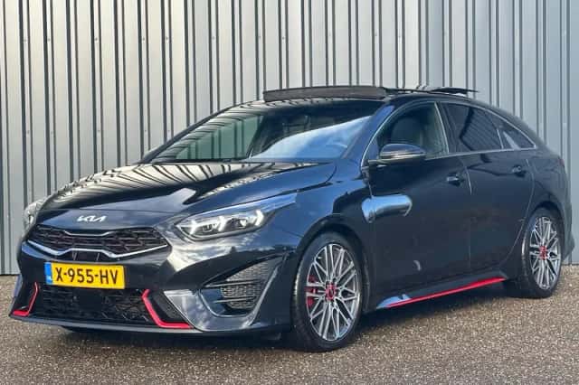 Kia Proceed (2023) thumbnail 2