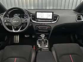 Kia Proceed (2023) thumbnail 18