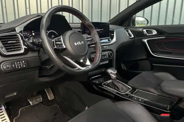 Kia Proceed (2023) thumbnail 19