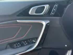 Kia Proceed (2023) thumbnail 25