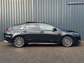 Kia Proceed (2023) thumbnail 7