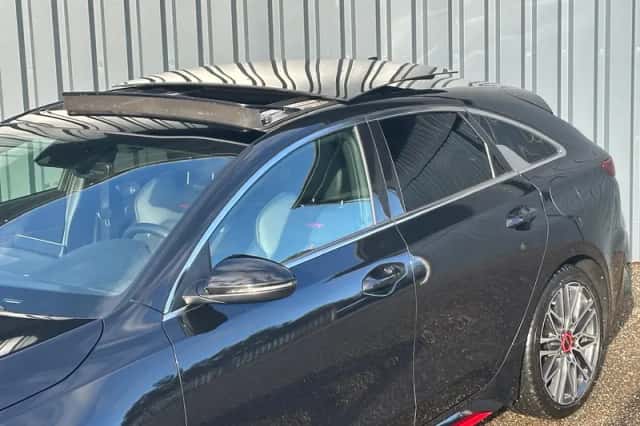 Kia Proceed (2023) thumbnail 9