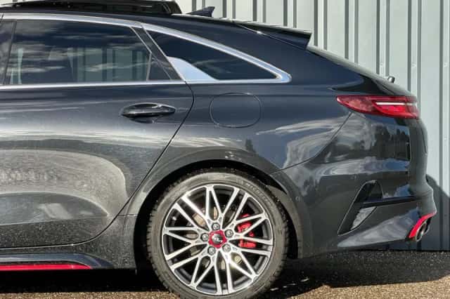 Kia Proceed (2023) thumbnail 10