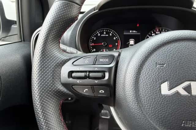 Kia Picanto (2022) thumbnail 13