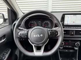 Kia Picanto (2022) thumbnail 15