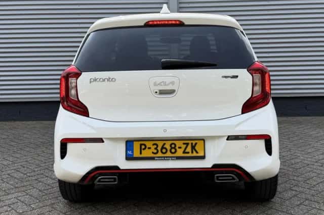 Kia Picanto (2022) thumbnail 4