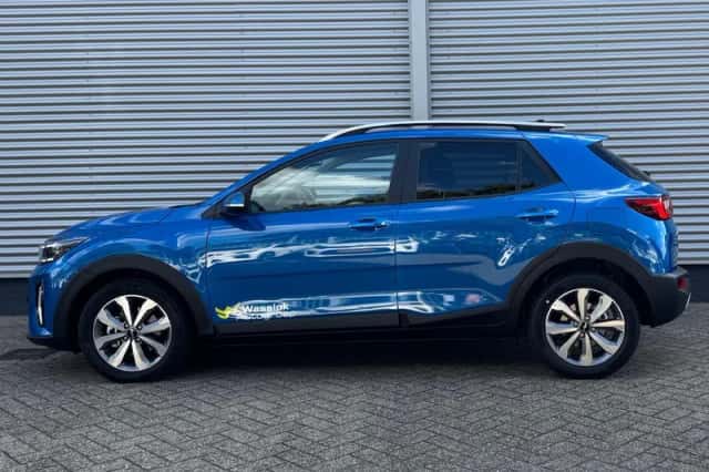 Kia Stonic (2025) thumbnail 3