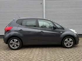 Kia Venga (2017) thumbnail 6