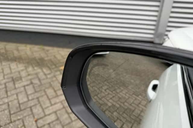 Volvo XC40 (2024) thumbnail 30