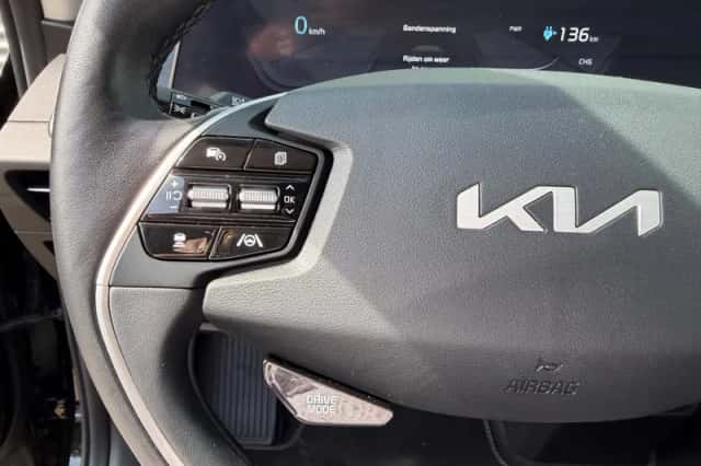 Kia EV6 (2024) thumbnail 18