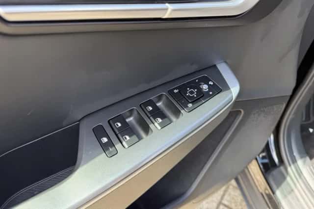Kia EV6 (2024) thumbnail 29