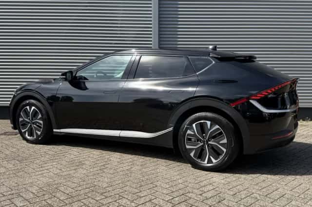 Kia EV6 (2024) thumbnail 4