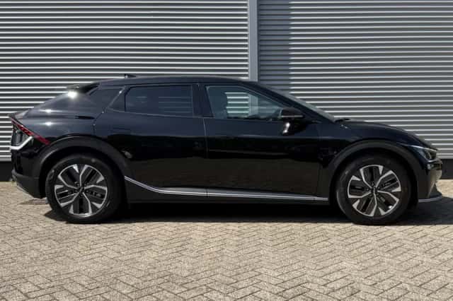 Kia EV6 (2024) thumbnail 7