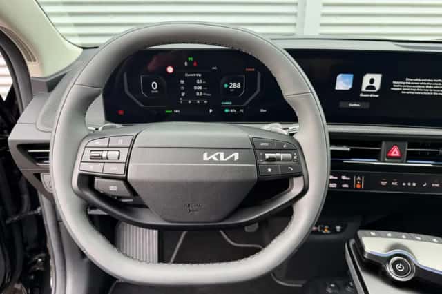 Kia EV6 (2026) thumbnail 15