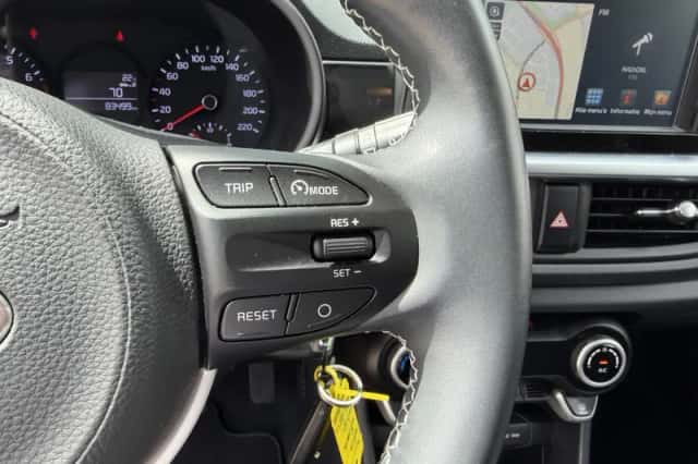 Kia Picanto (2019) thumbnail 16