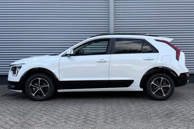 Kia Niro (2026) thumbnail 2