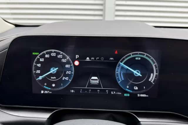 Kia Niro (2024) thumbnail 16