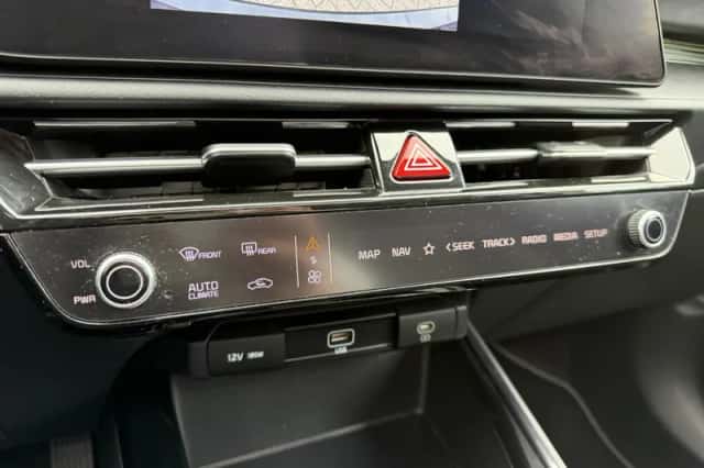 Kia Niro (2024) thumbnail 24