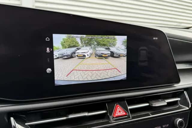 Kia Niro (2024) thumbnail 25