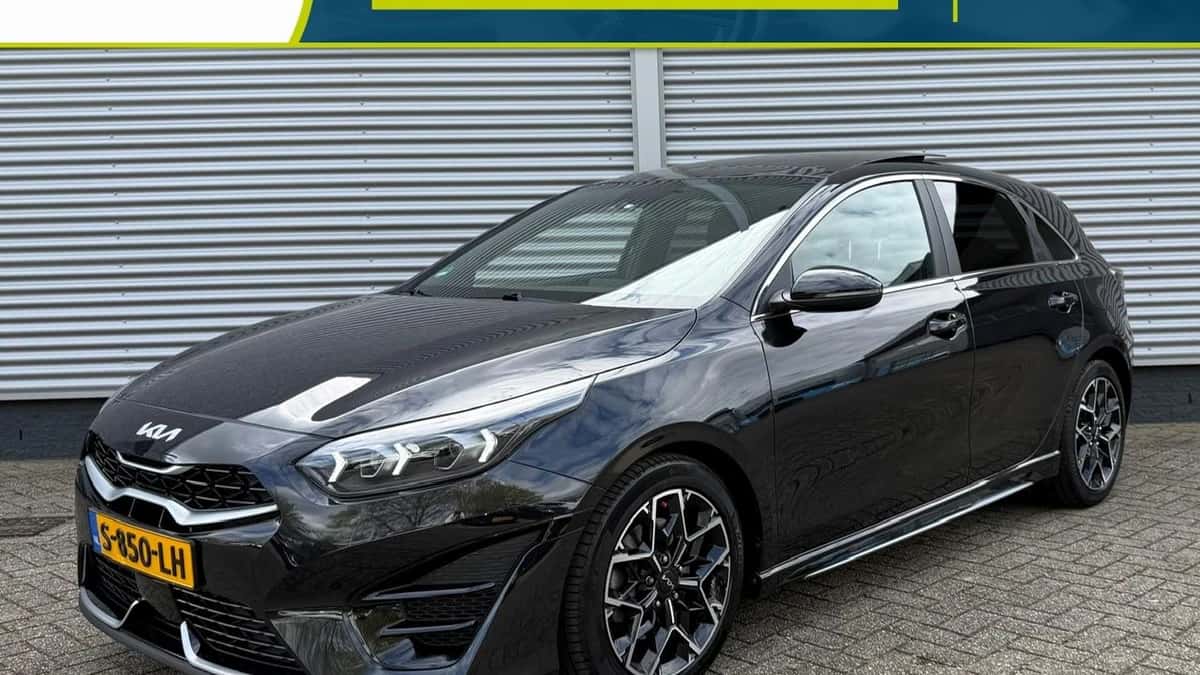 Kia Ceed (2023) — foto 1