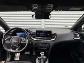 Kia Ceed (2023) thumbnail 12
