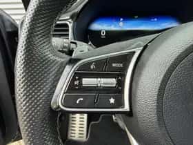 Kia Ceed (2023) thumbnail 15
