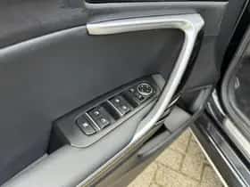 Kia Ceed (2023) thumbnail 25