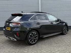 Kia Ceed (2023) thumbnail 5