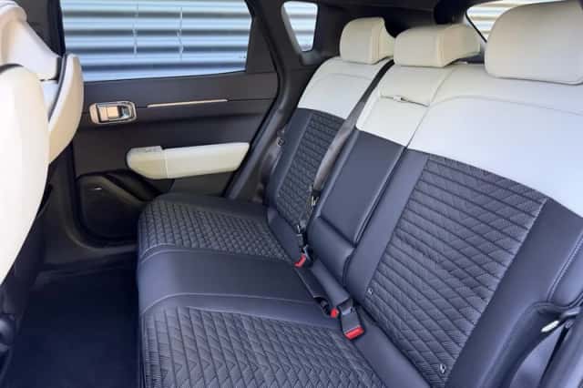 Kia EV4 (2026) thumbnail 10