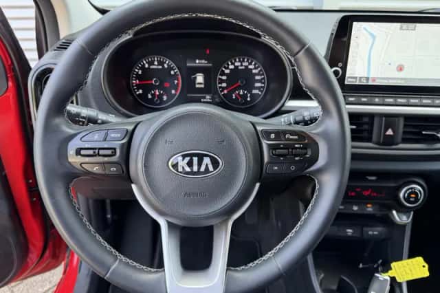 Kia Picanto (2022) thumbnail 11