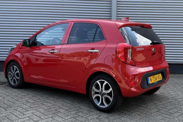 Kia Picanto (2022) thumbnail 3