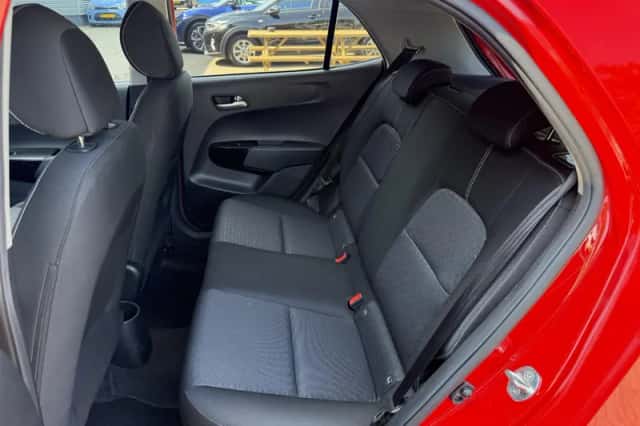Kia Picanto (2022) thumbnail 10