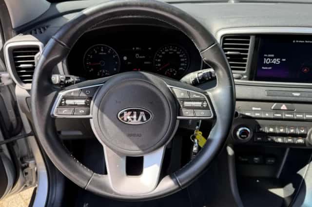 Kia Sportage (2021) thumbnail 12