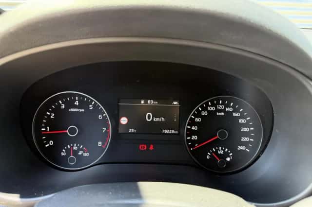 Kia Sportage (2021) thumbnail 17