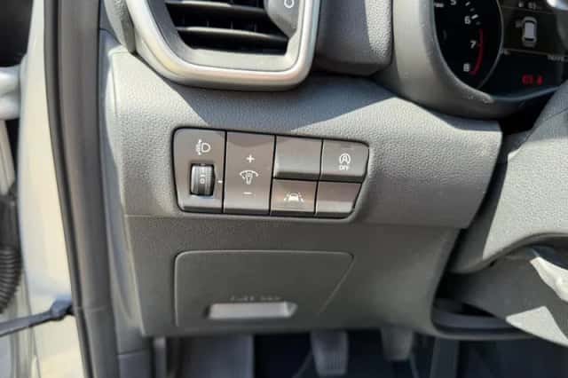 Kia Sportage (2021) thumbnail 18
