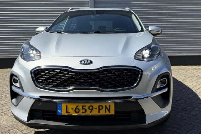 Kia Sportage (2021) thumbnail 8