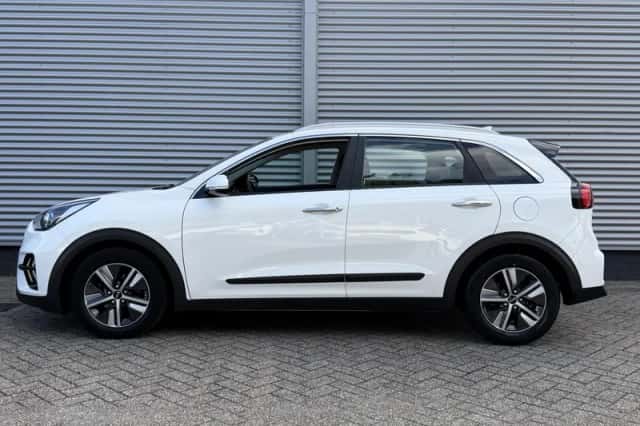 Kia Niro (2021) thumbnail 2
