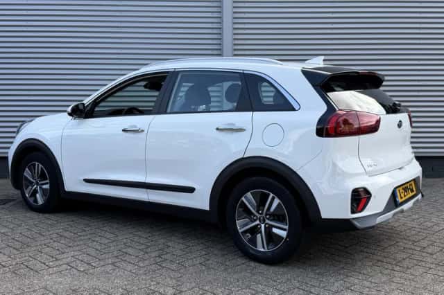 Kia Niro (2021) thumbnail 3