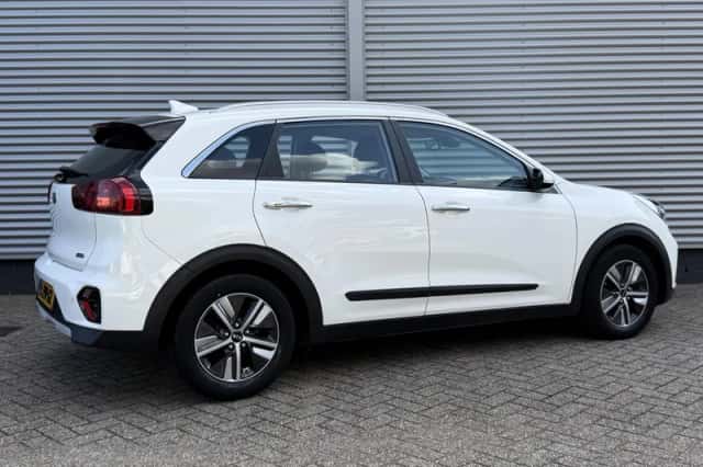Kia Niro (2021) thumbnail 5