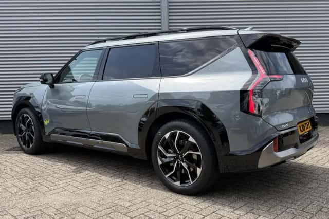 Kia EV9 (2026) thumbnail 2