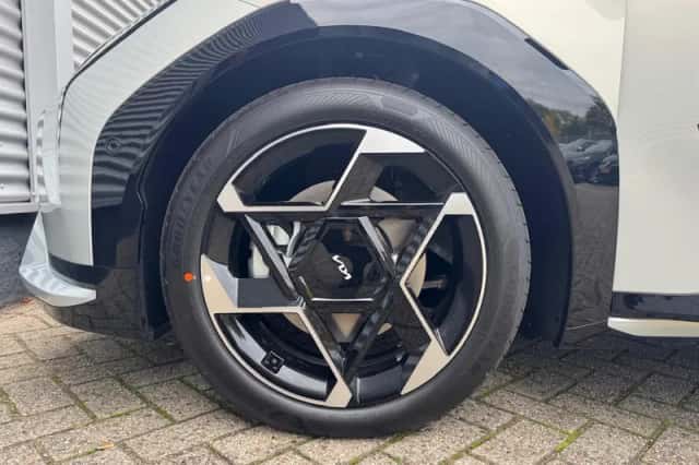 Kia EV4 (2025) thumbnail 32