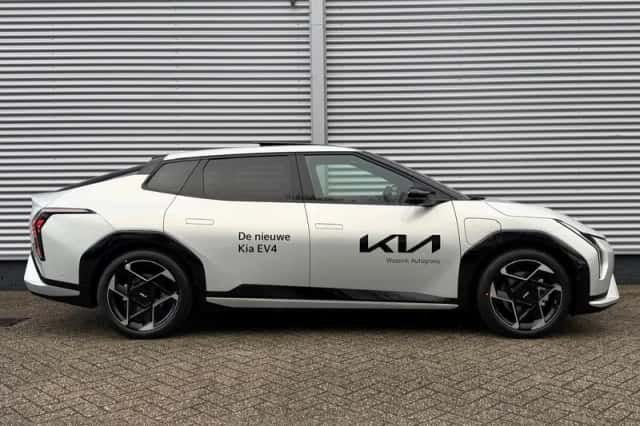 Kia EV4 (2025) thumbnail 7