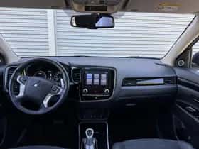 Mitsubishi Outlander (2020) thumbnail 14