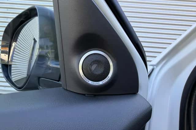Mitsubishi Outlander (2020) thumbnail 30