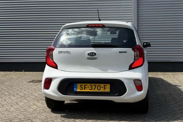 Kia Picanto (2018) thumbnail 4