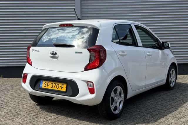 Kia Picanto (2018) thumbnail 5