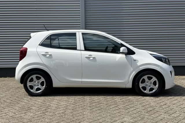 Kia Picanto (2018) thumbnail 6