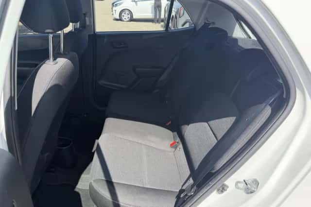 Kia Picanto (2018) thumbnail 10