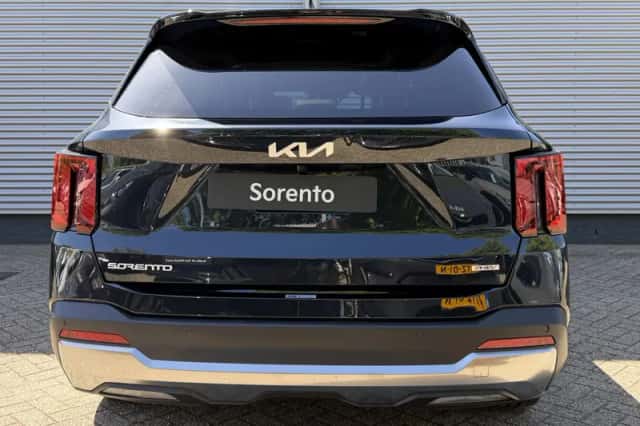Kia Sorento (2026) thumbnail 4